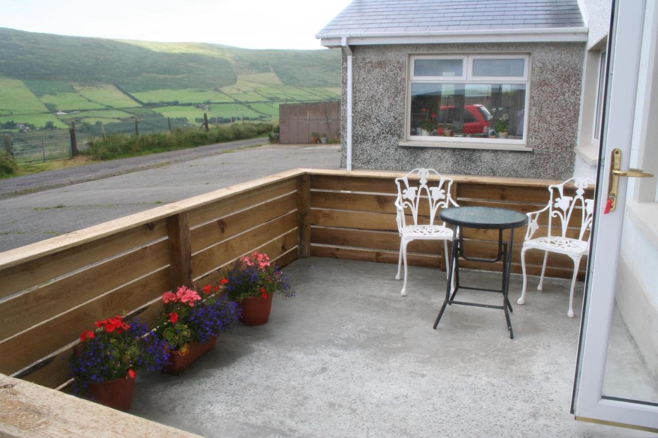 Swallows Rest Annascaul Exterior photo